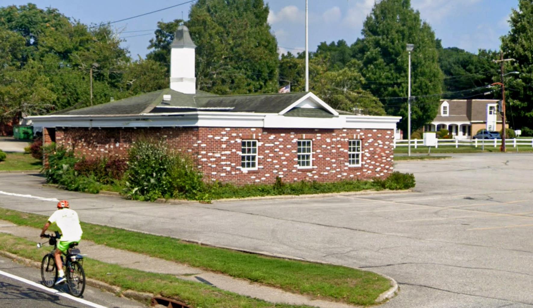 56-74 Echo Ave
